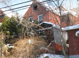 315 Lobinger Ave, Braddock, PA 15104