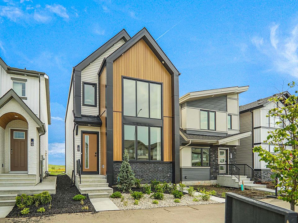 1st image of 67 Sienna Blvd