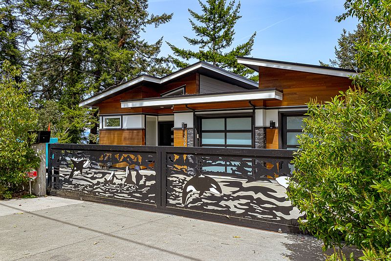 Saanich House for rent - 3 Bedrooms — photo 17