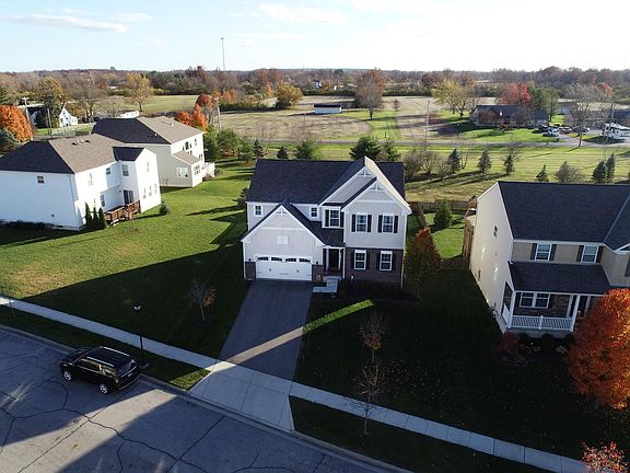 2nd image of 4395 Orangeberry Dr