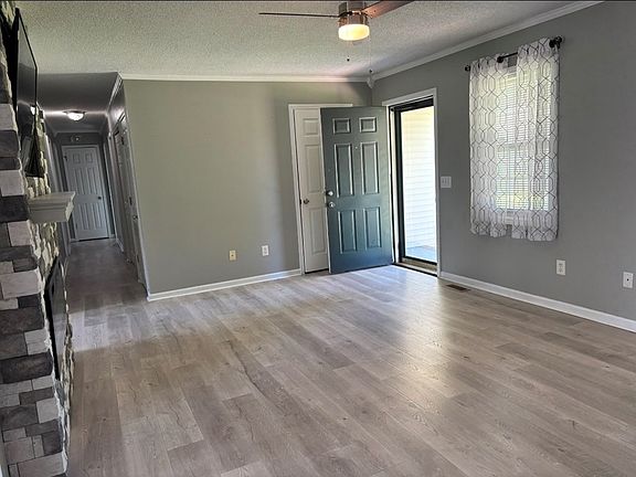 3rd image of 3797 Brookwood Dr