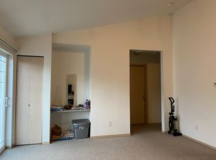 2524 Douglas Ave #403, Bellingham, WA 98225