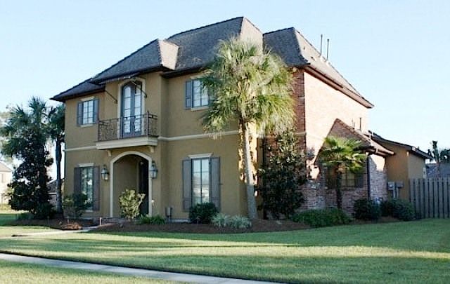 2nd image of 333 Chateau Jon