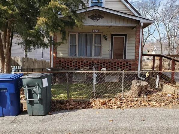1505 W Billon Ave, Saint Louis, MO 63139