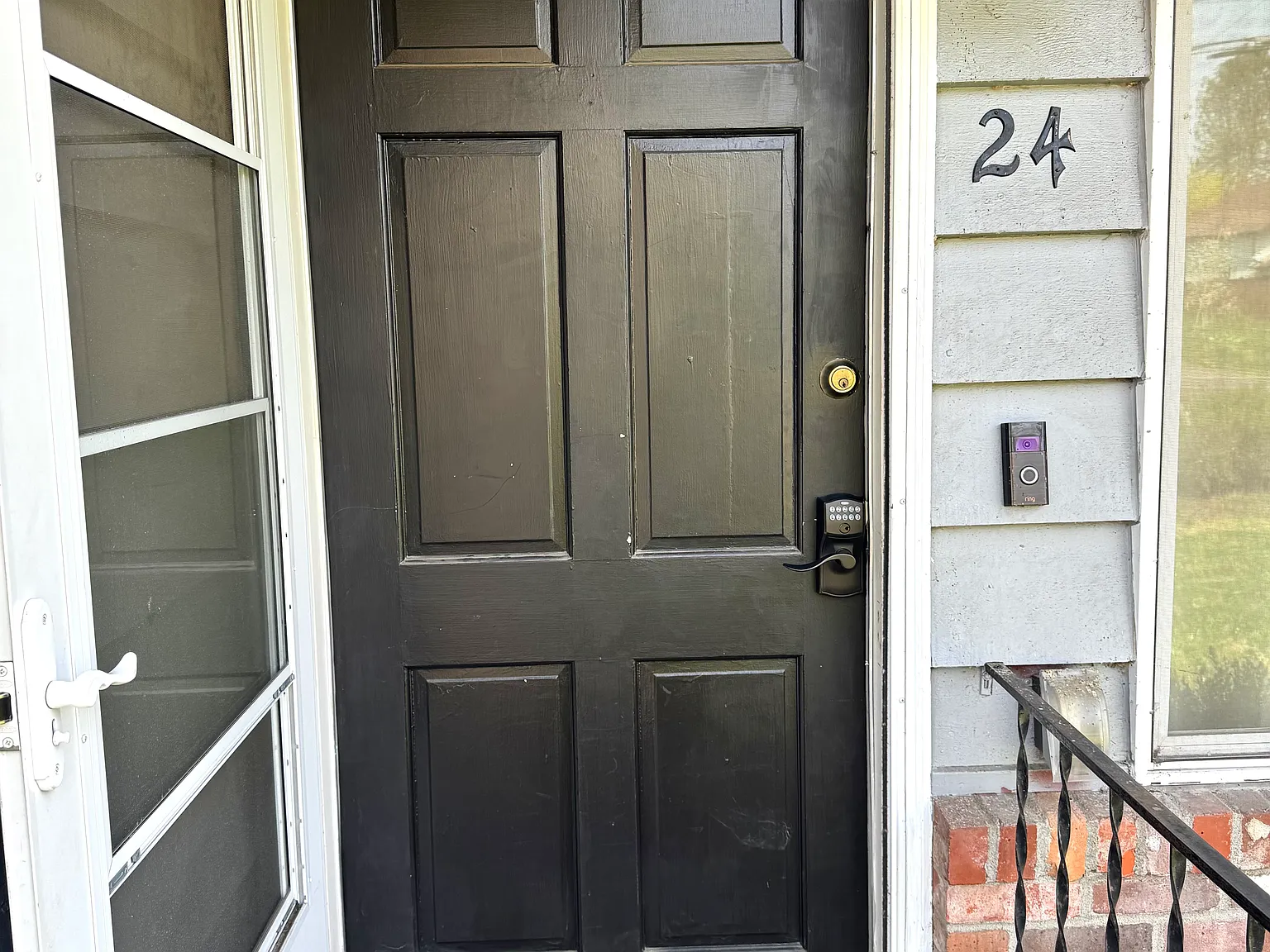 2 bed, 1049 sqft, $1,850 — Photo 3
