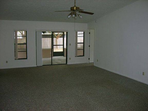 HUGE greatrm floor plan!