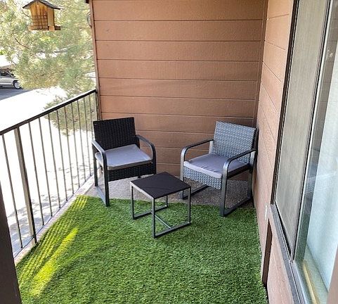 Balcony patio furniture