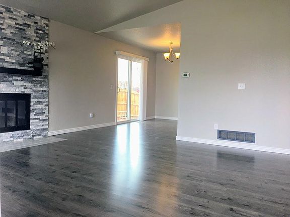 Great room adjacent to Dining Room and Patio