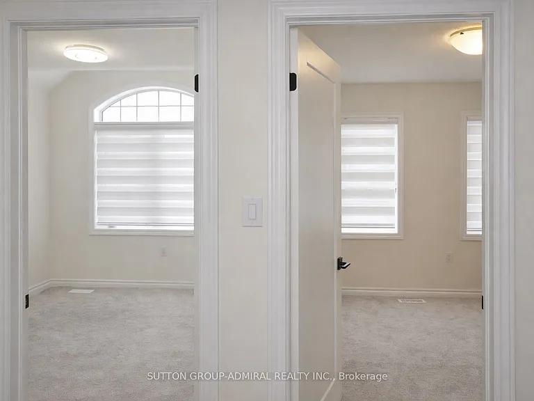 65 Barkerville Dr — Photo 29
