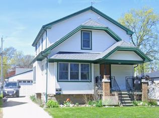 2761 S 69th St, Milwaukee, WI 53219