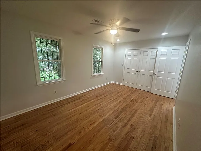 349 Laquita Dr SE — Photo 14