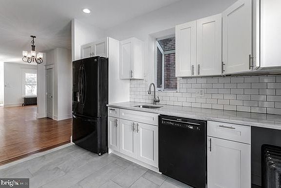 3rd image of 5435 W Montgomery Ave