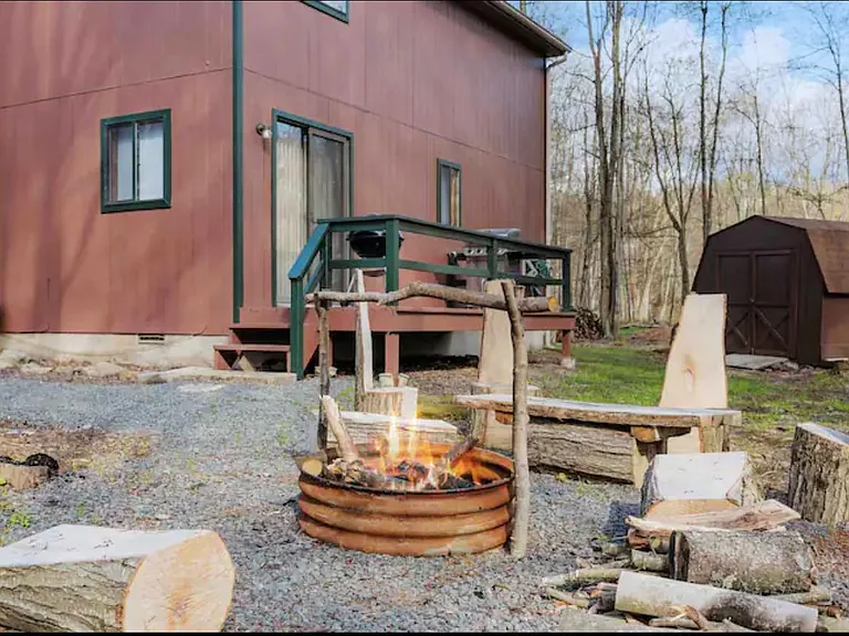 124 Tepee Dr — Photo 22