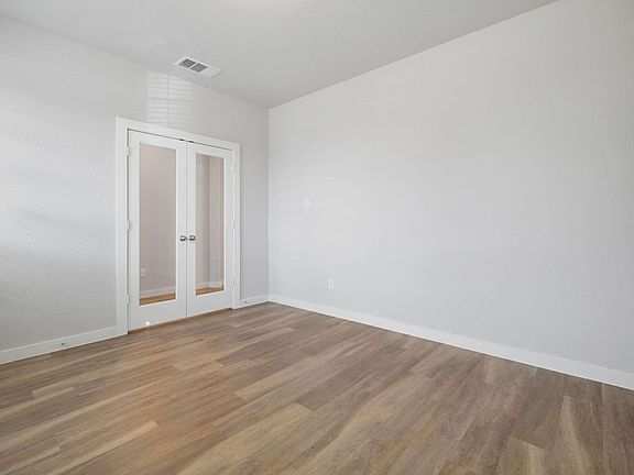 5th image of 4113 Cozy Pine Dr