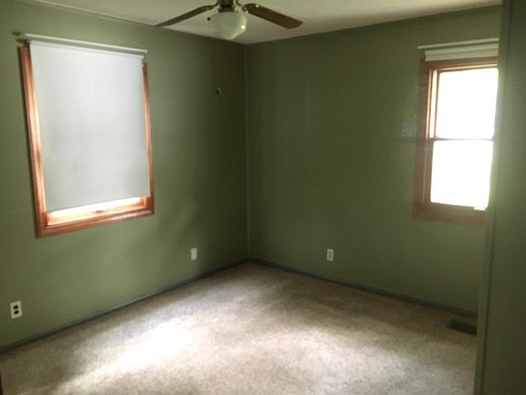 Newer carpet and more natural lighting in bedrooms