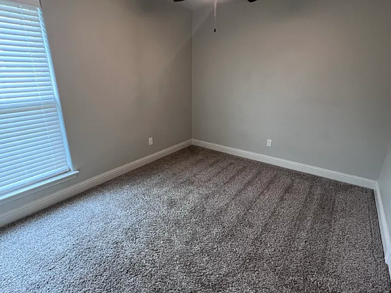 2716 Ginger Ct — Photo 26