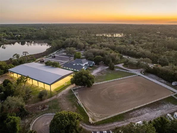 3287 N County Road 426, Geneva, FL 32732