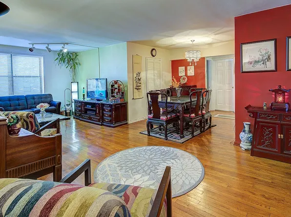 63-95 Austin St APT 3D, Queens, NY 11374