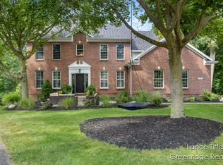 411 Scarborough Ct SE, Ada, MI 49301