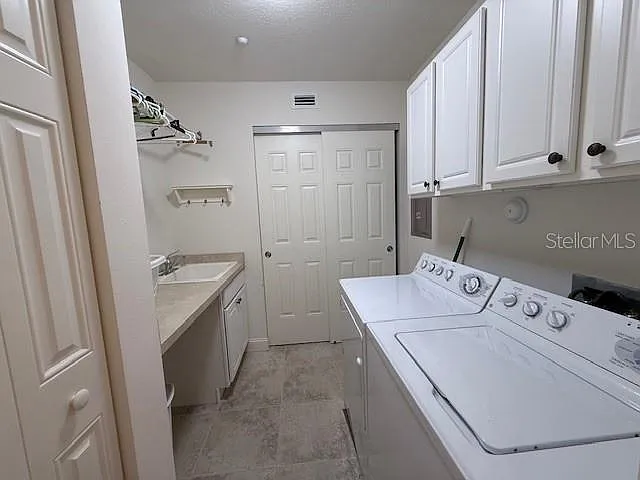 7710 Lake Vista Ct #302 — Photo 30