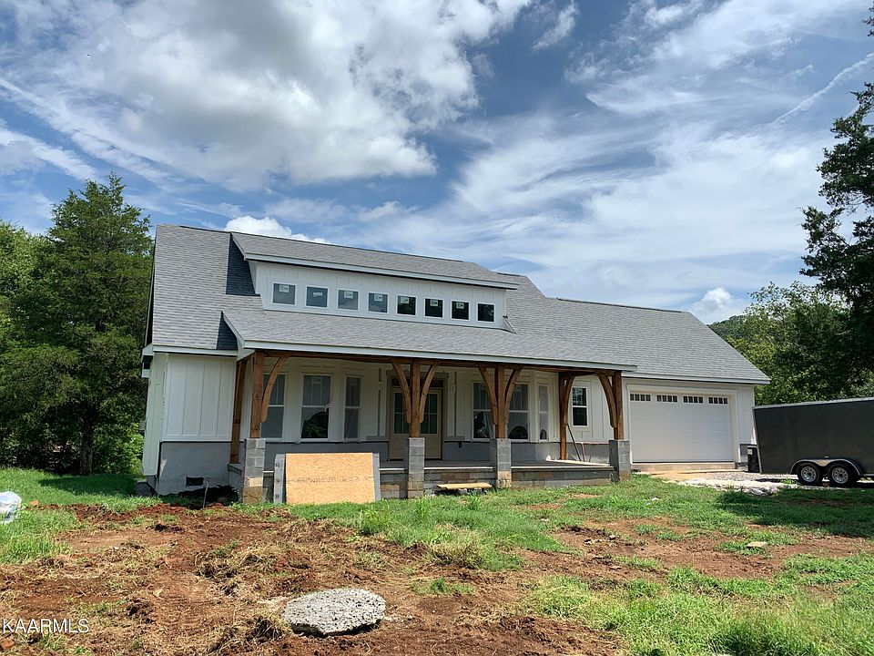 1st image of 225 Lakeview Cove Dr