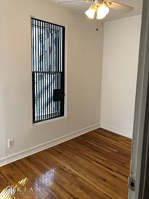 Rented by Kian Realty | media 8