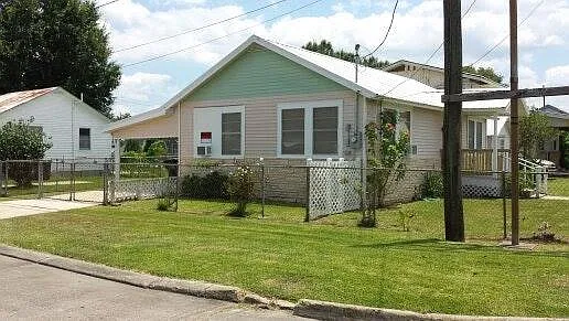 508 Oak St — Photo 1