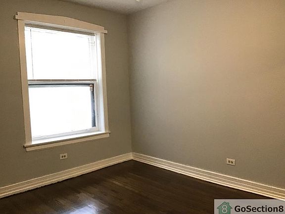 5th image of 6220 S Eberhart Ave #1