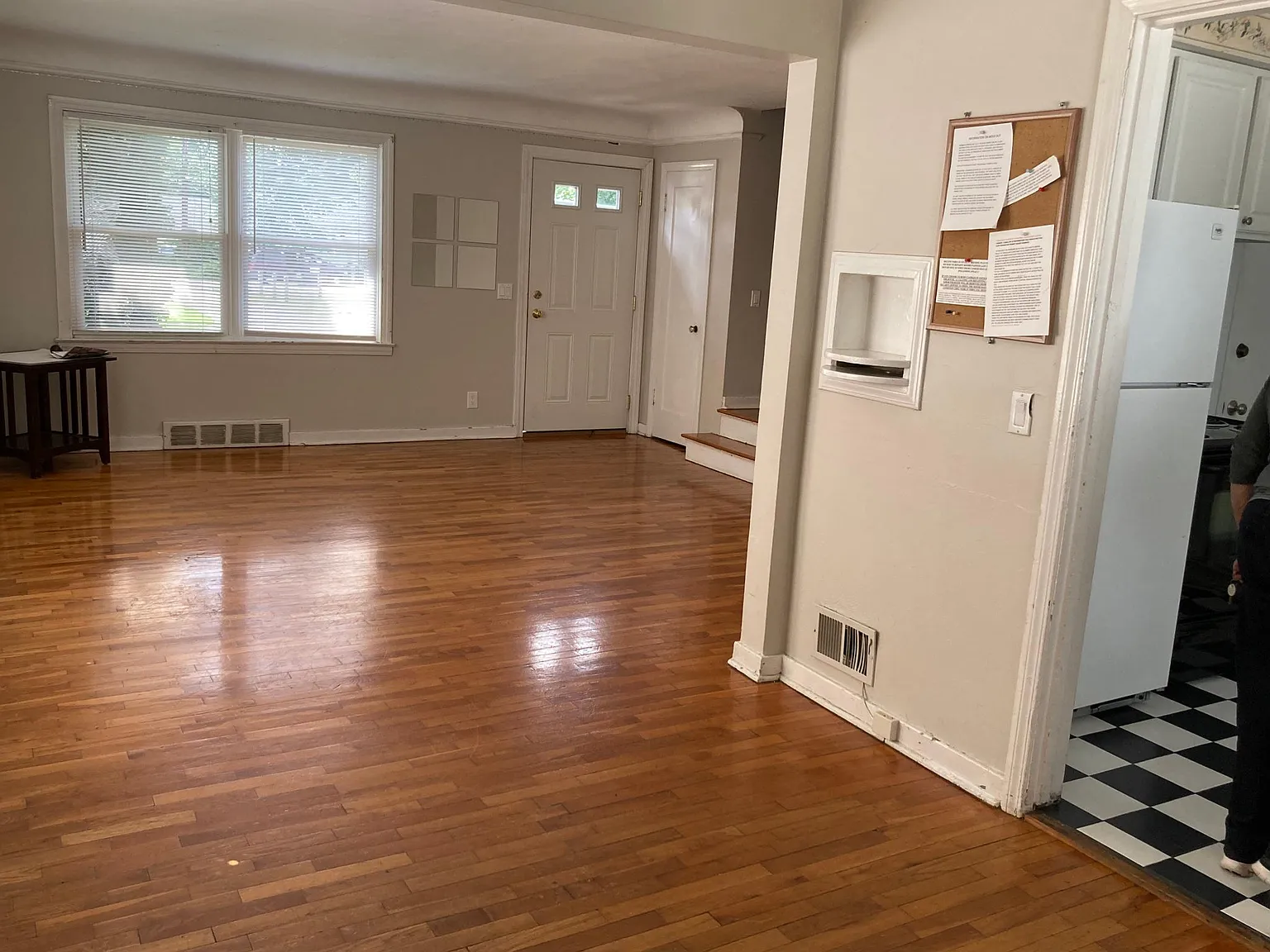 925 Ann St — Photo 2
