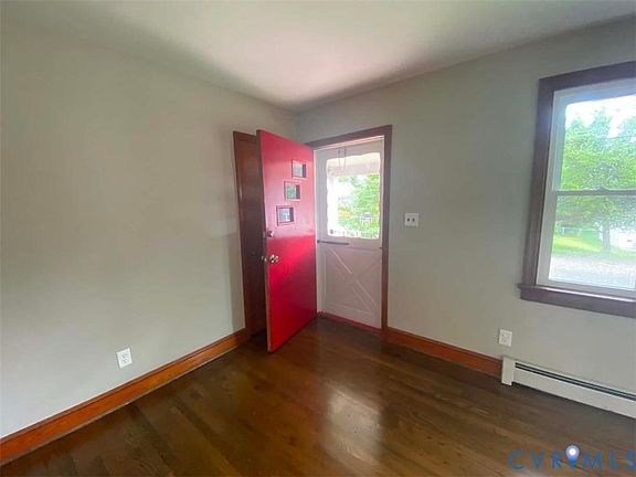 3rd image of 605 Walnut Ave