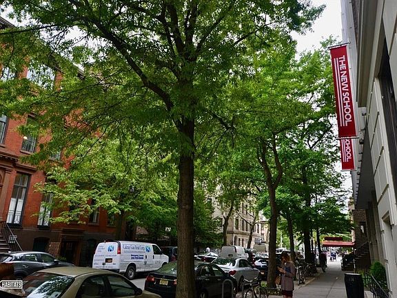 4th image of 49 W 11th St APT 28