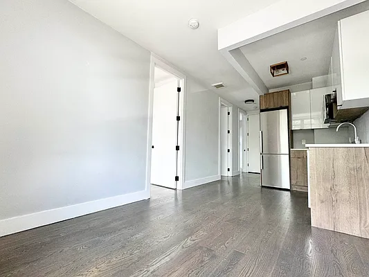 Rented by Pear NYC LLC | media 2