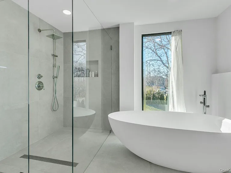 10 Bay View Dr — Photo 43