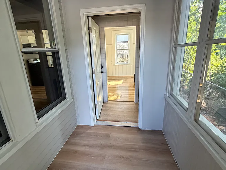 9 Franklin St #1 — Photo 6