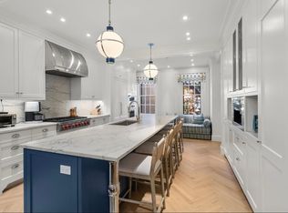 77 Myrtle St #77, Boston, MA 02114