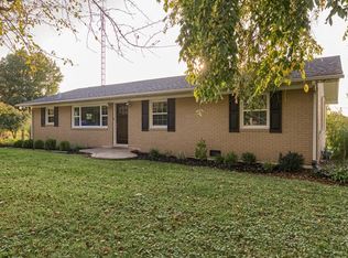 6612 Harmony Dr, Utica, KY 42376
