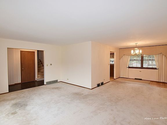 5th image of 320 Sans Souci Dr