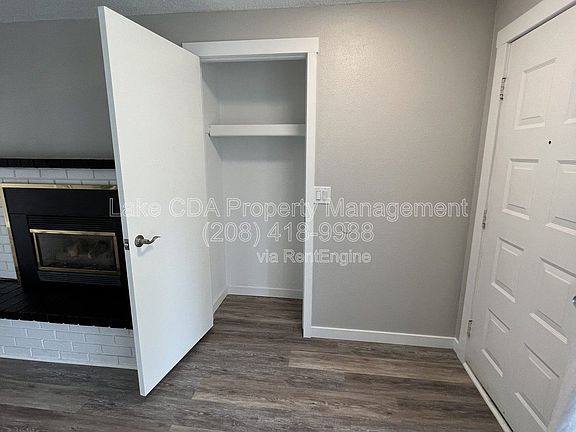 4th image of 3412 N Belmont Rd