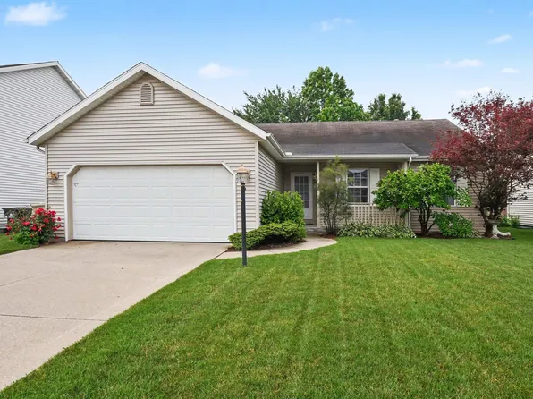 3330 Stone Briar Dr, South Bend, IN 46628