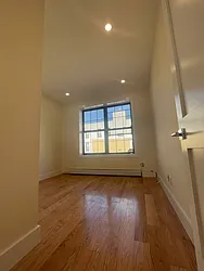 Rented by Hudson Exclusive