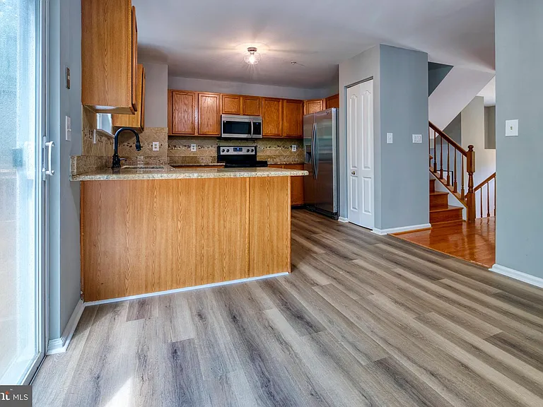 30 Flaxleaf Ct — Photo 10