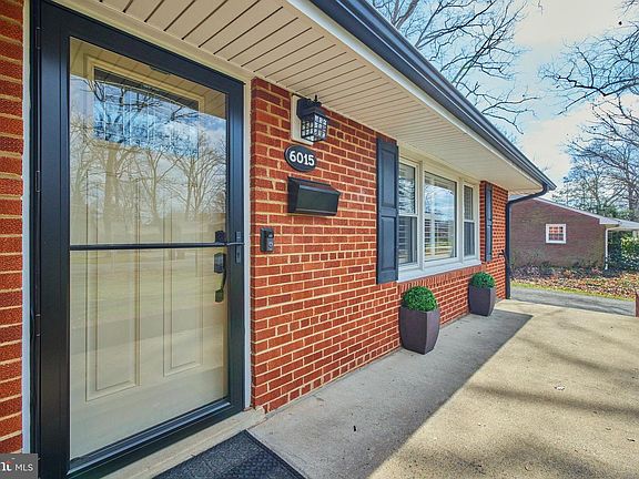 4th image of 6015 Mayfair Ln