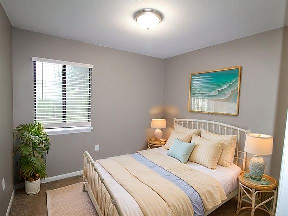 4th image of 137 Gentilly Dr #5