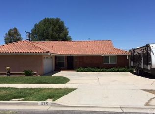 975 W Rancho Rd, Corona, CA 92882