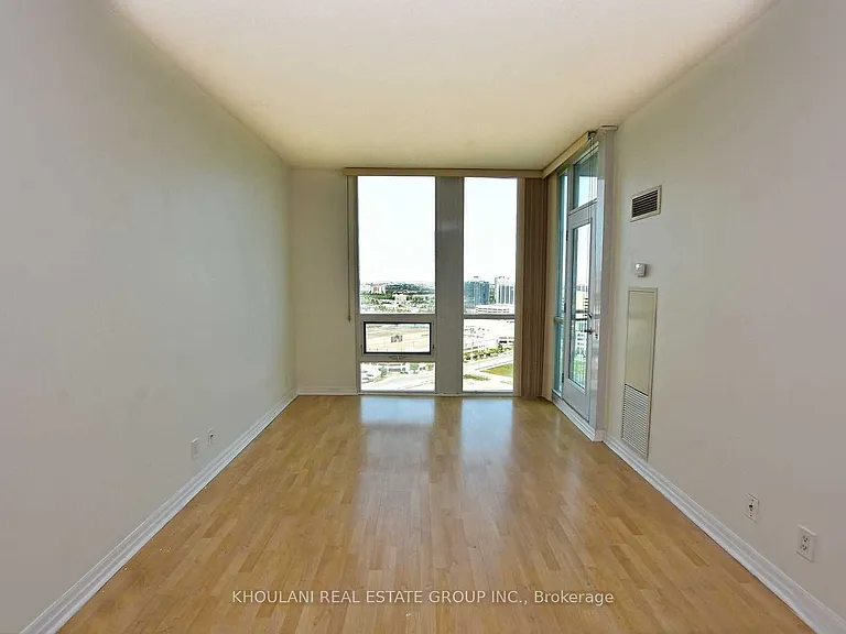 220 Burnhamthorpe Rd W #2201 — Photo 5
