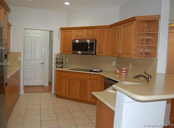 4th image of 2657 Center Court Dr #1-9