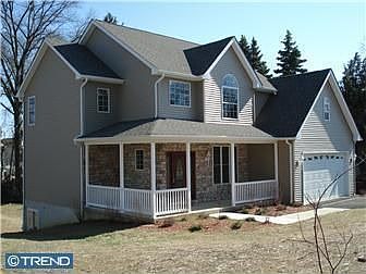 2nd image of 715 N Morton Ave