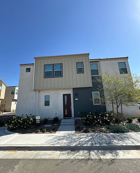 1st image of 27375 Thunder Ridge Ct
