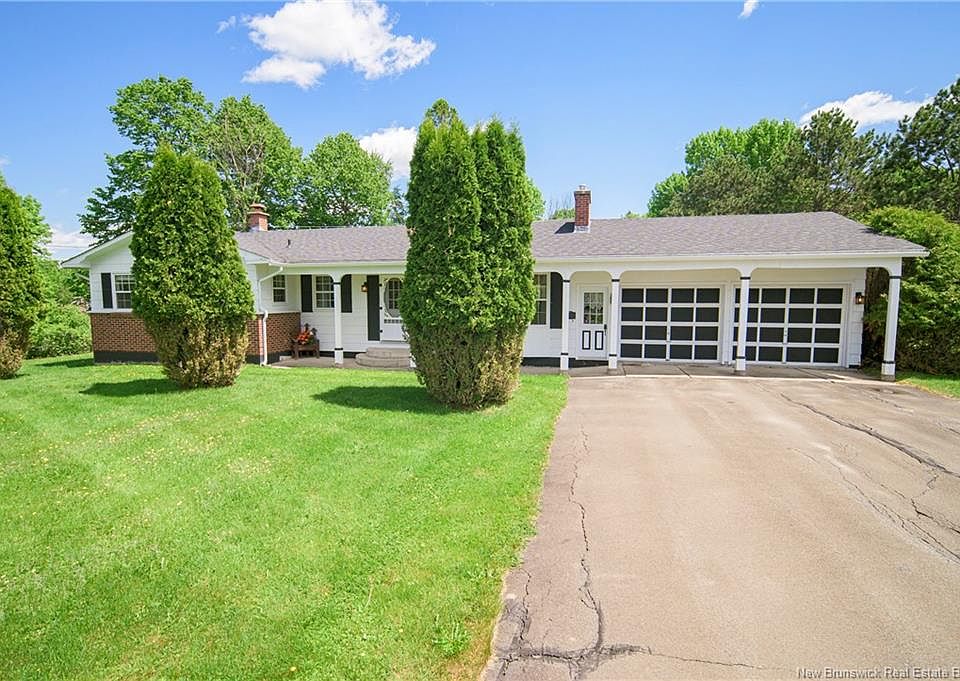 1st image of 29 Trail Dr