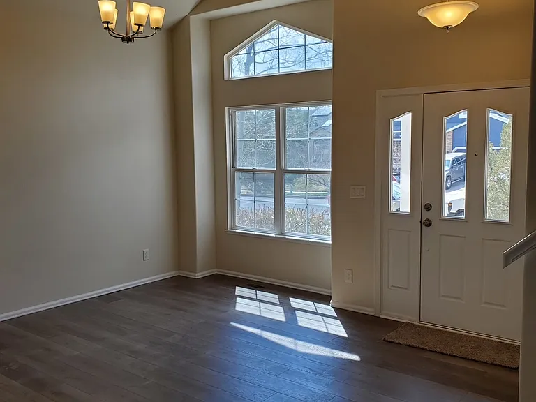 6753 Wagon Ridge Dr — Photo 2